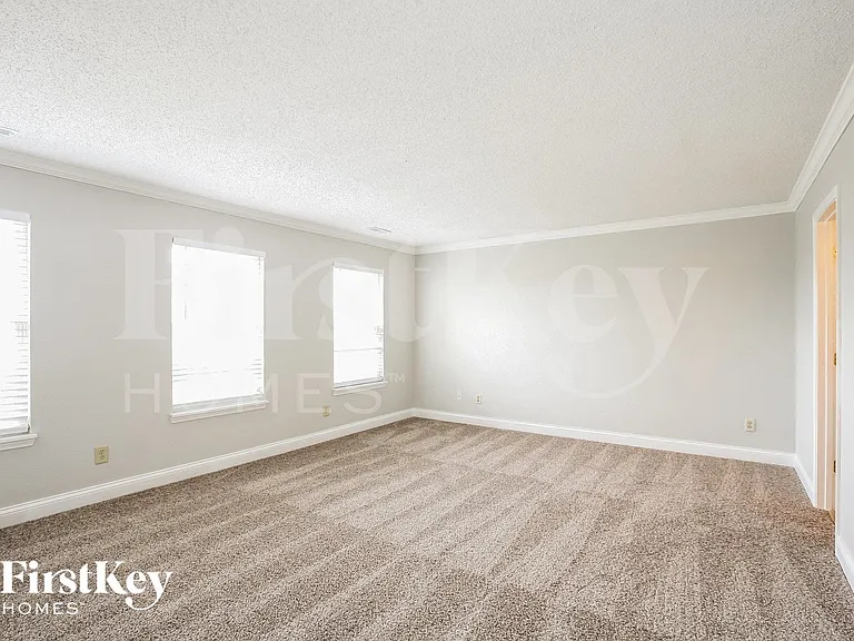 5246 Melbourne Rd — Photo 8