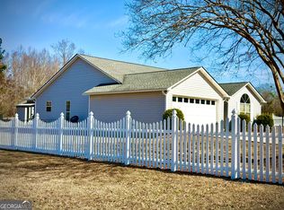 120 Shadow Pond, Dublin, GA 31021