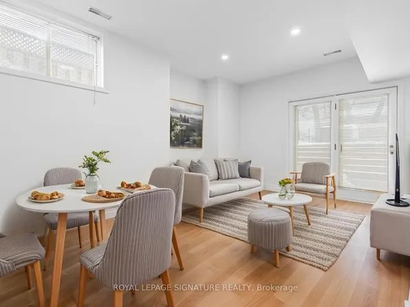 44 Thatcher Ave, Toronto, ON M1M 2M2