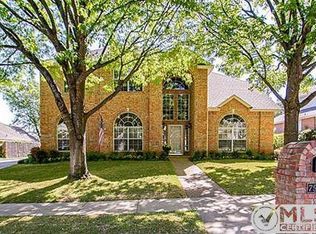 7932 Arlie Ln, North Richland Hills, TX 76182