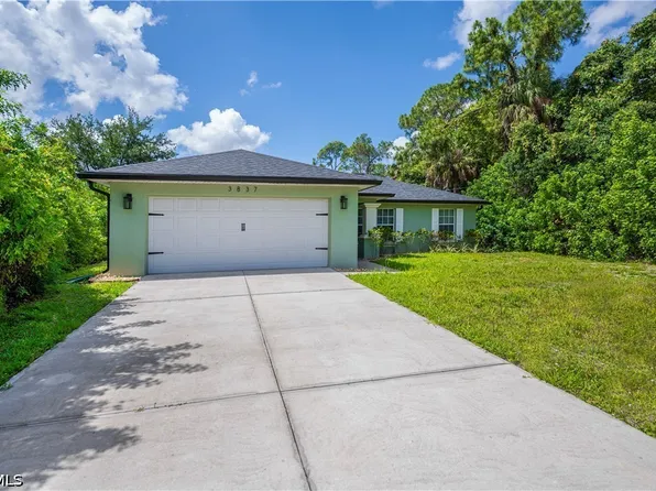 3837 Hillandale St, Fort Myers, FL 33905