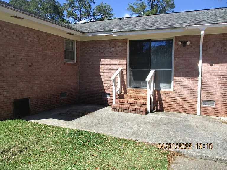 2000 Acker Dr — Photo 7