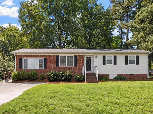 105 Stratford Dr, Wendell, NC 27591