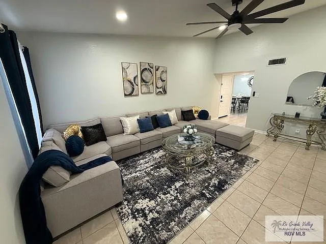 3500 Carmen Ave #408 — Photo 3