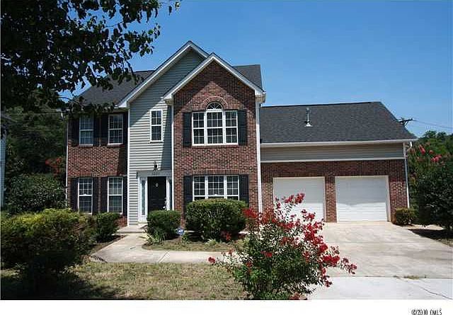 Home for Sale in Charlotte, NC $169,900