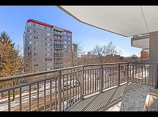 15 Stewart Pl APT 5A, White Plains, NY