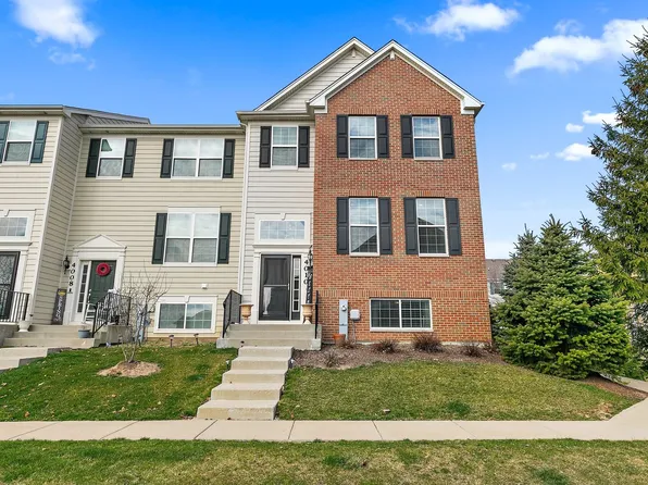 4010 Pompton Ct, Elgin, IL 60124