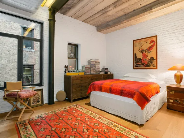 10 East 22nd Street image 21 of 24