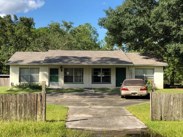26339 Bluestripe Dr, Zephyrhills, FL 33544
