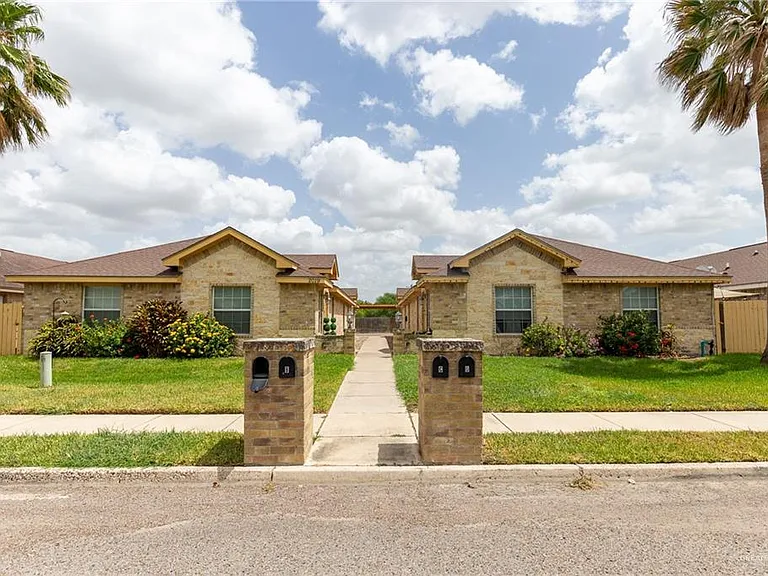 2019 Lacywood Dr #B — Photo 1