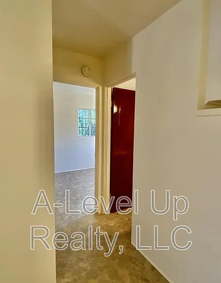 1418 N Jones Blvd — Photo 9