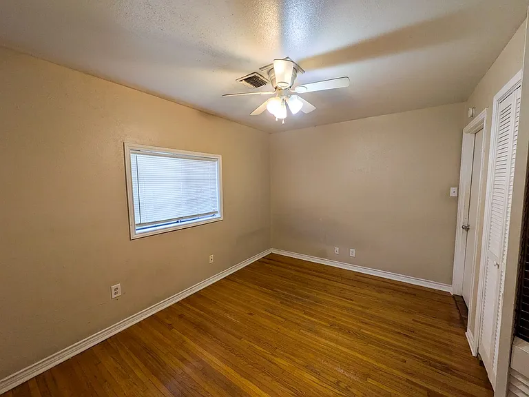 770 Peyton Dr — Photo 10
