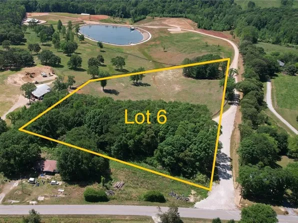 21 Manor Creek Dr #6, Pendergrass, GA 30567