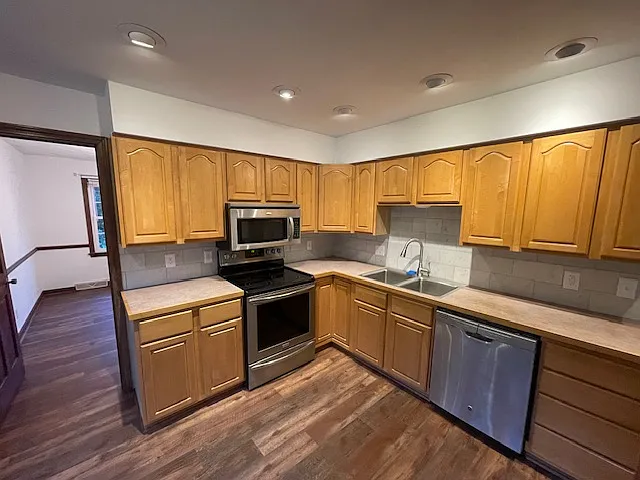 500 Beauregard Dr — Photo 4