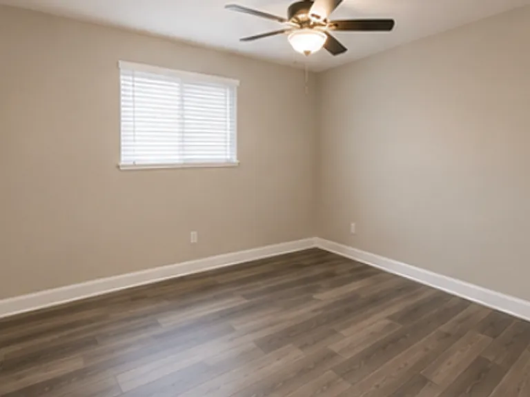 1115 Maxwell St — Photo 5