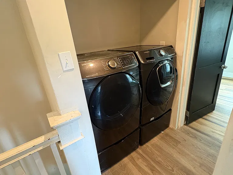 209 Ebenezer Ave — Photo 7