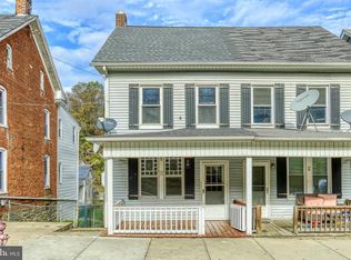 114 W Main St, Windsor, PA 17366