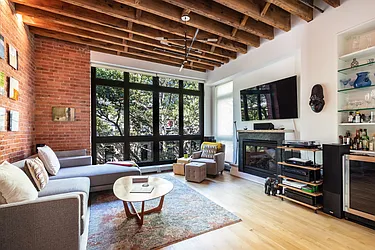 Rented by Brown Harris Stevens