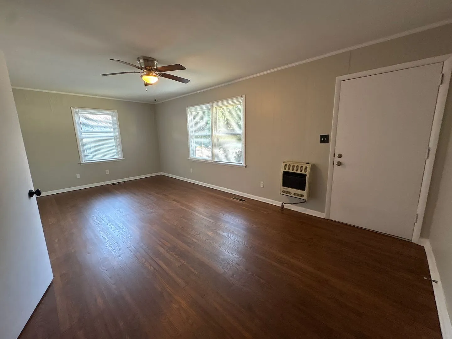 408 S Jefferson Street — Photo 4