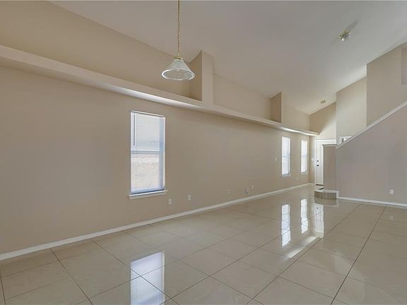 3rd image of 14125 Tierra Delfin Dr