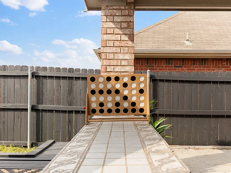 4835 Crown Dr — Photo 27