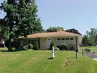 2nd image of 1605 S 40th St