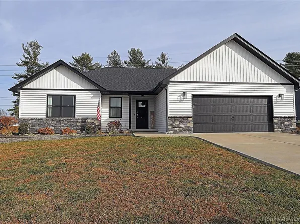 107 Big Pine Dr, Park Hills, MO 63601