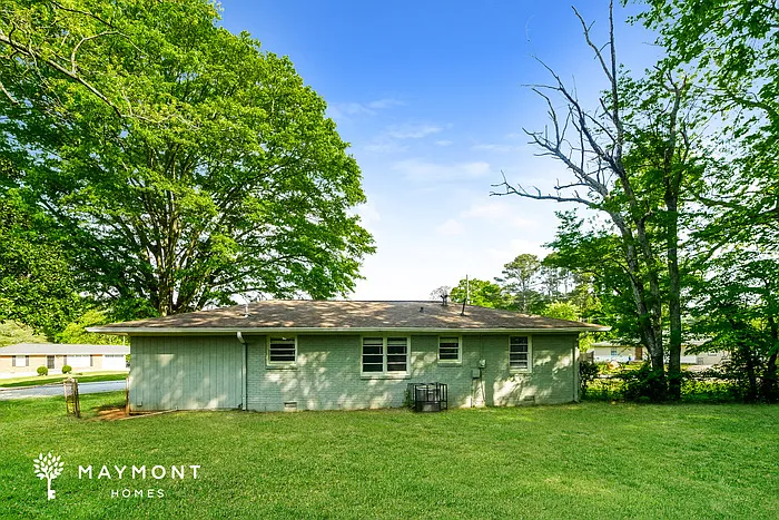 933 Clay Rd SW — Photo 11