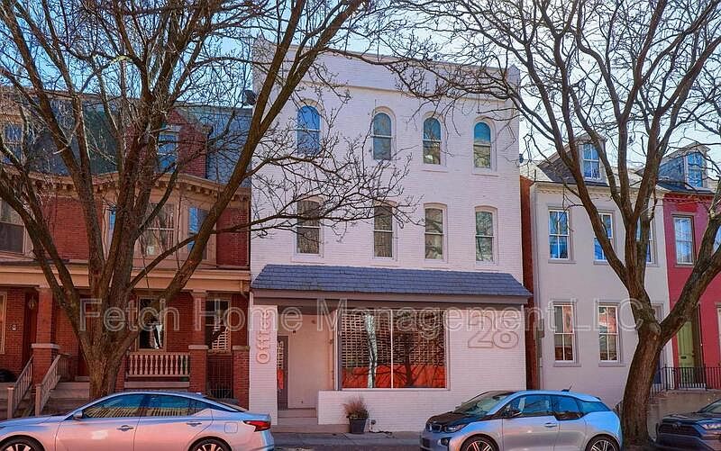 1st image of 28 E Vine St #1