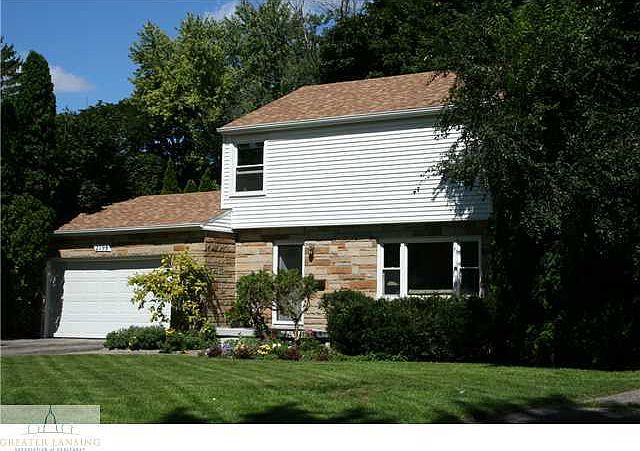 1st image of 2798 E Roseland Ave