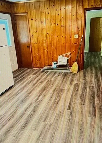 3 bed, 1.5 bath, 1200 sqft, $1,250 — Photo 3