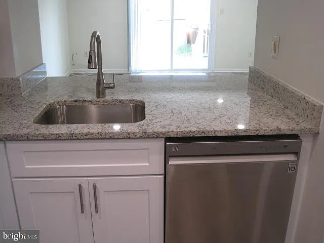 1253 Valley Leaf Ct — Photo 6