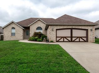 665 Greer Ave, Nixa, MO 65714