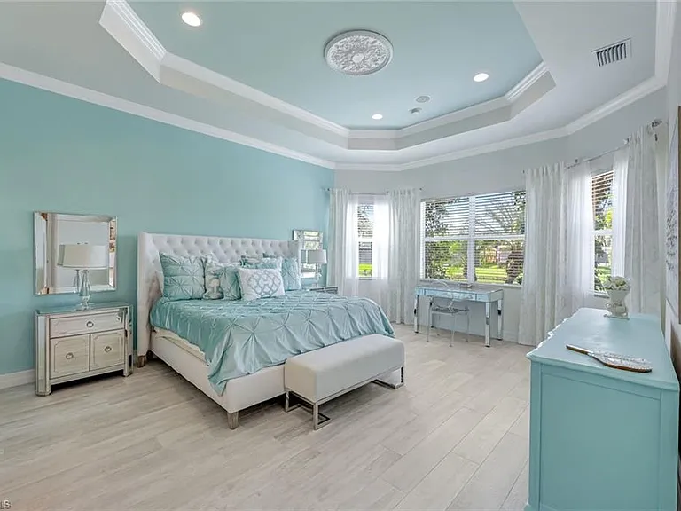 6582 Monterey Point — Photo 3