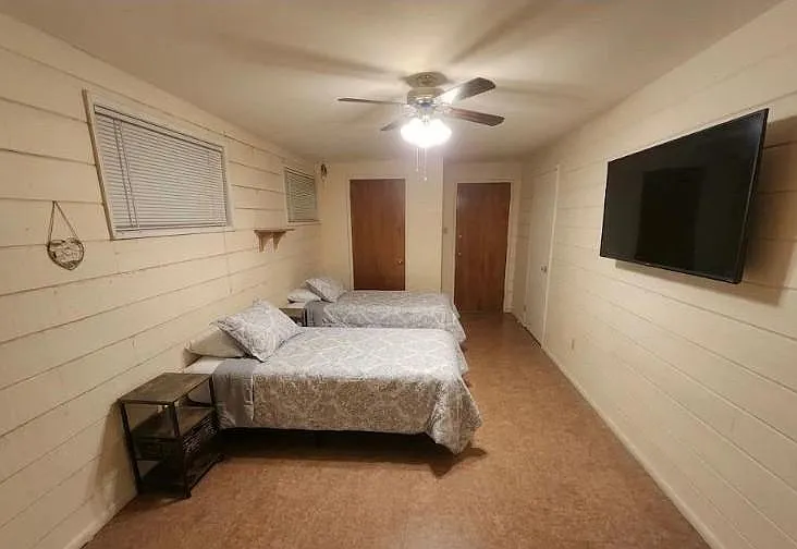 4 bed, 2.0 bath, 1450 sqft, $845 — Photo 1