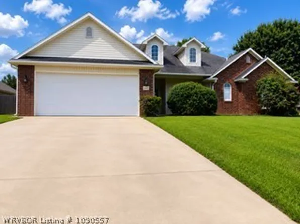 3215 Osprey Dr, Greenwood, AR 72936