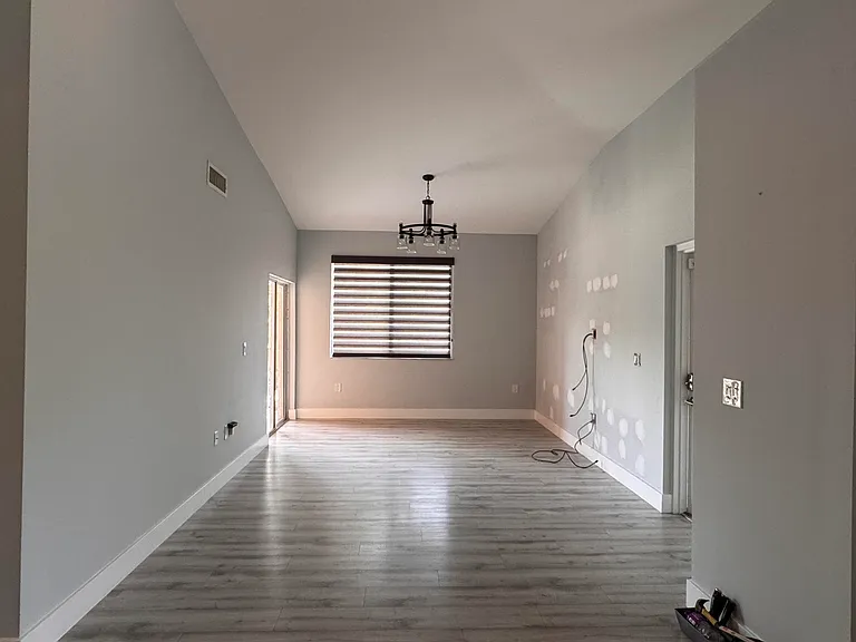 6936 SW 39th St #D203 — Photo 7