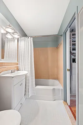 Sold by Compass | media 7