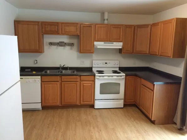 2860A Soccer Ct, North Pole, AK 99705