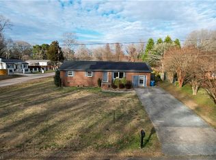 452 Mirror Lake Rd, Salisbury, NC 28146