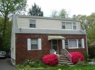 61 Outlook Ave, Hawthorne, NJ 07506