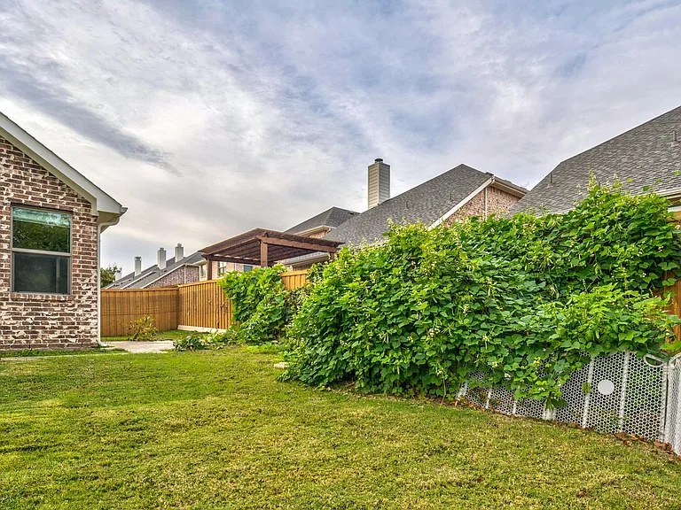 725 Rembrandt Ct — Photo 39