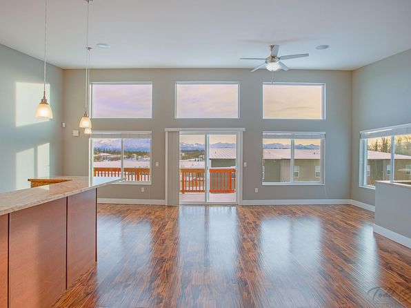 2949 E Palmdale Dr APT 2