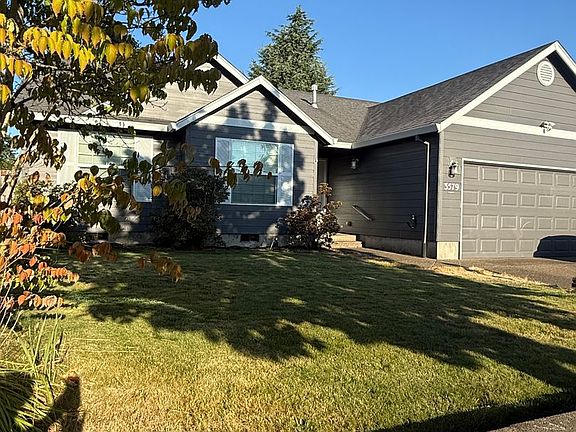 4th image of 3579 NE Harvest Dr