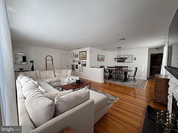 5th image of 3804 Bonnyview Rd