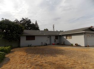 2715 S Divisadero St, Visalia, CA 93277