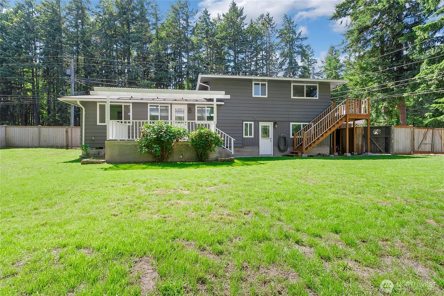 8217 50th Avenue E photo 1