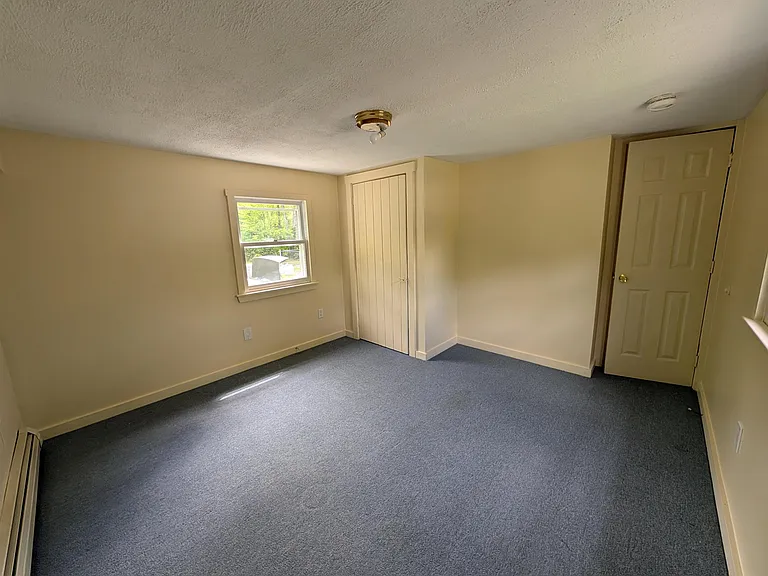 22 Jenny Ln — Photo 28