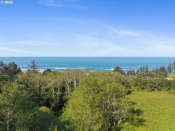 Tides Trl #45, Manzanita, OR 97130