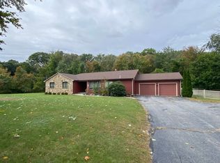 188 W Wrentham Rd, Cumberland, RI 02864